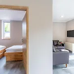 Prázdninový dům Moderne Am Kronenburger