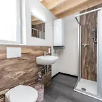Prázdninový dům Moderne Am Kronenburger Hallschlag
