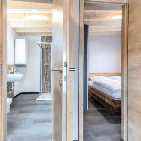Moderne Am Kronenburger Vakantiehuis Hallschlag