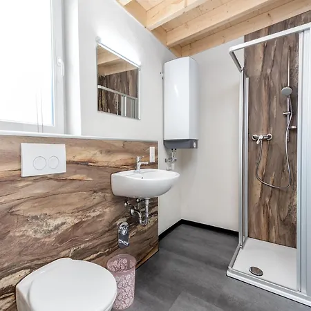 Vakantiehuis Moderne Am Kronenburger Hallschlag